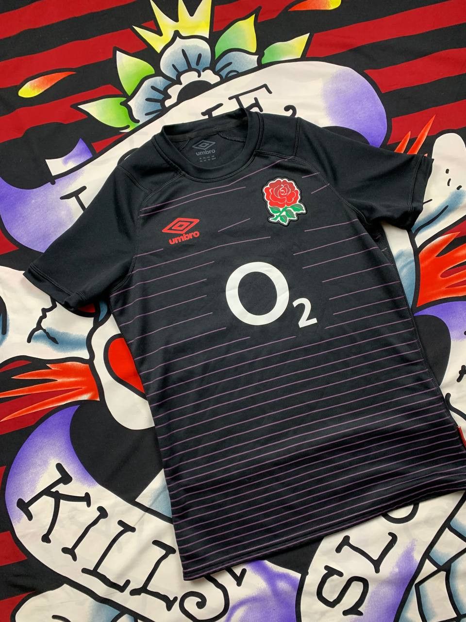 Umbro Umbro England Rugby Away Youth Jersey 22/23 Size YXL Size US XS / EU 42 / 0 - 2 Thumbnail