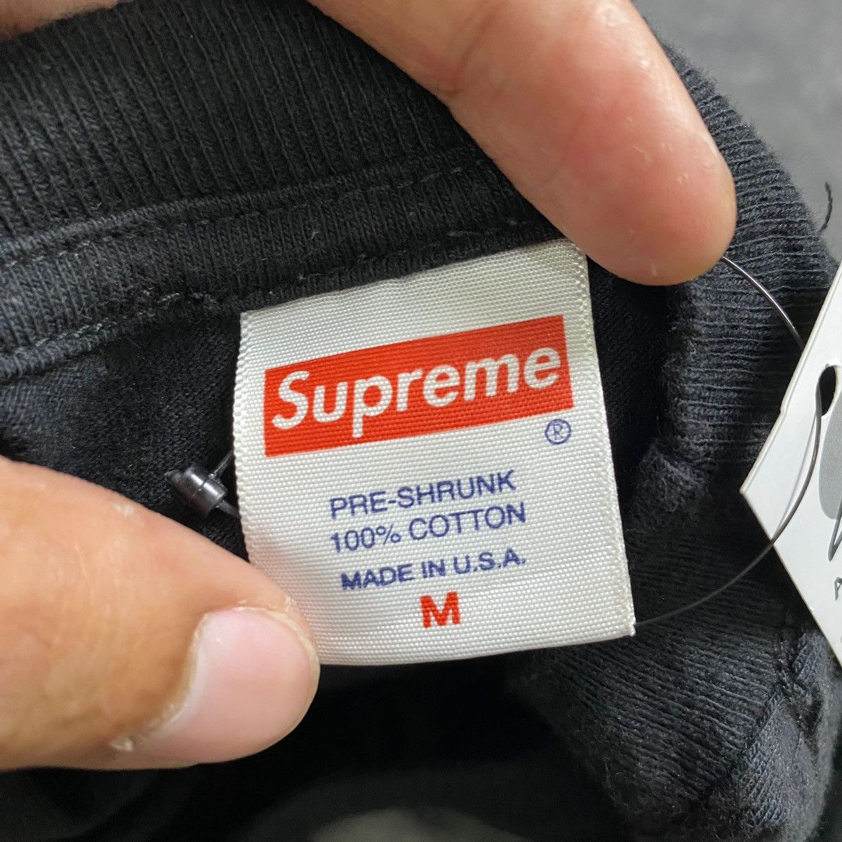 Supreme Supreme akira Size US M / EU 48-50 / 2 - 3 Thumbnail