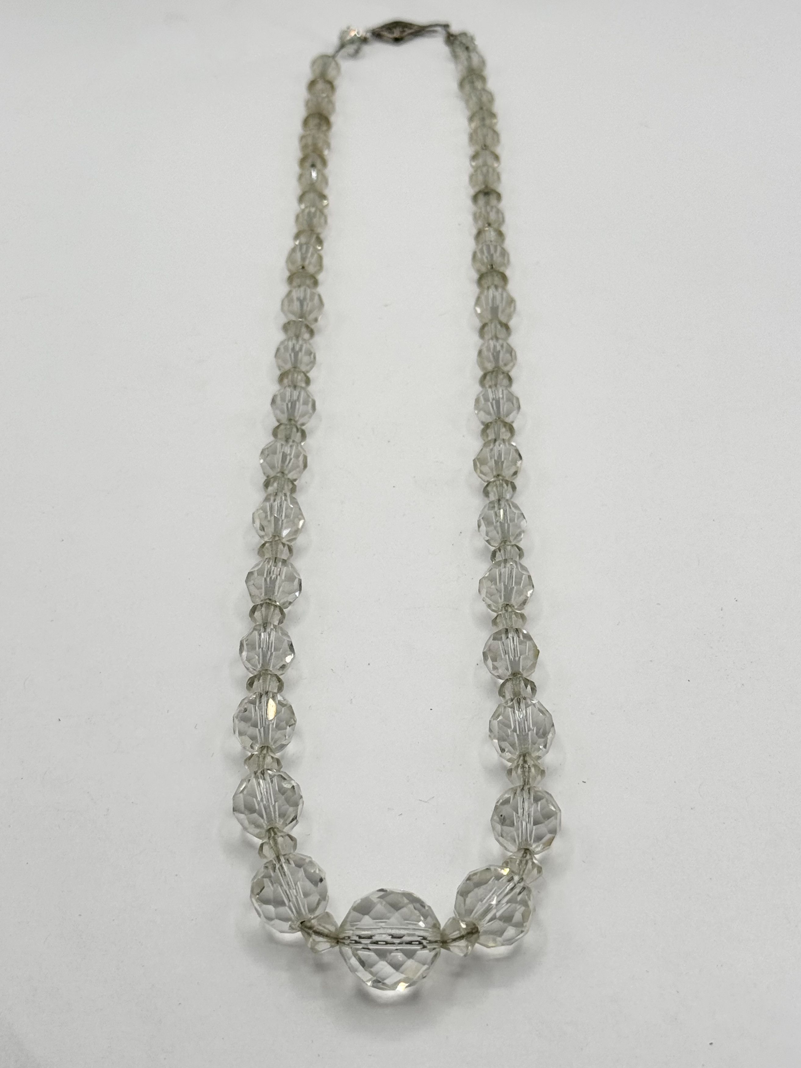 Vintage Estate Rock Crystal graduating chain beaded necklace Size ONE SIZE - 6 Thumbnail