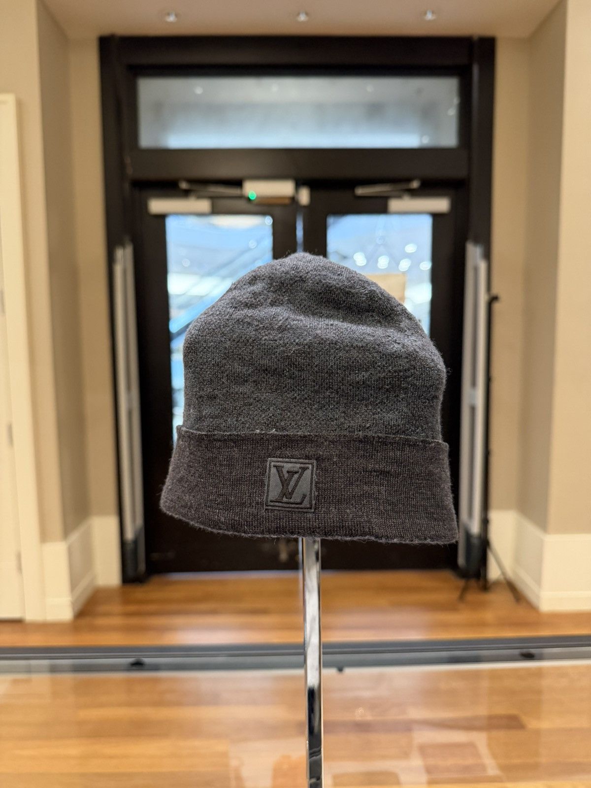 Louis Vuitton Louis Vuitton Neo Petit Beanie Size ONE SIZE - 2 Thumbnail