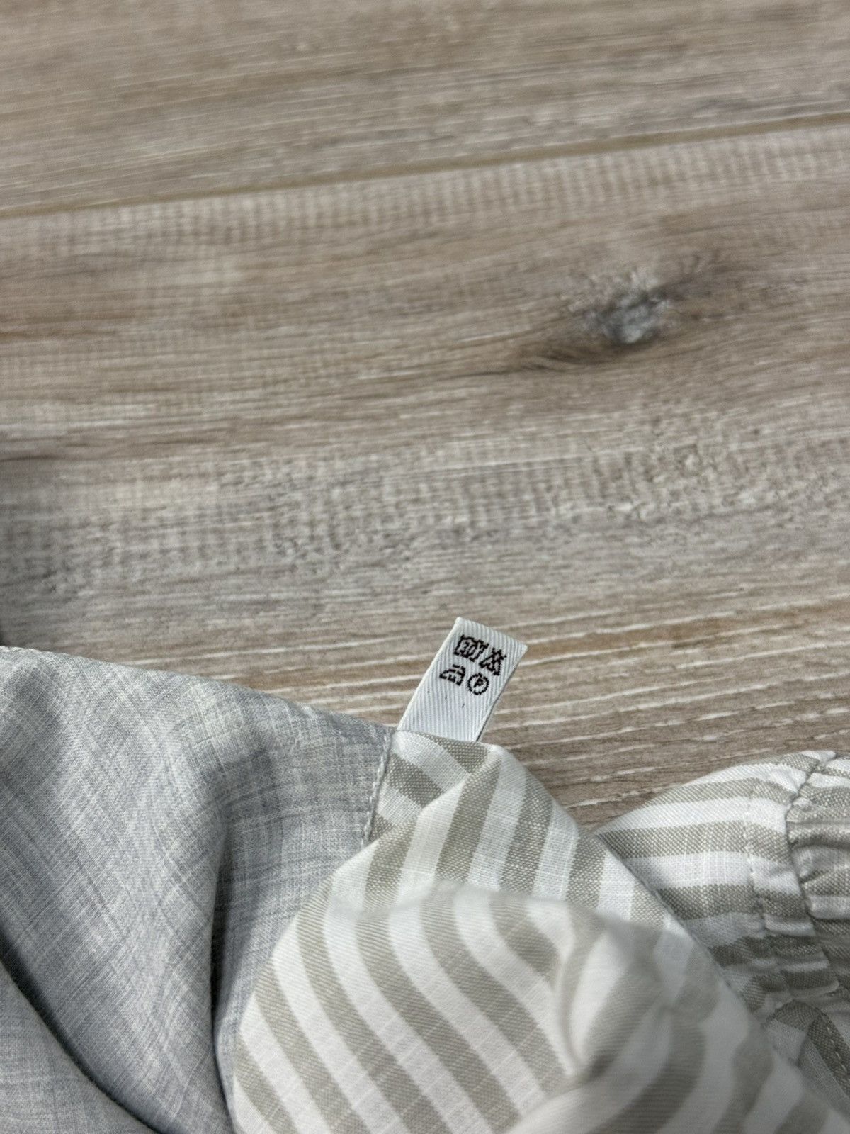 Brunello Cucinelli Brunello Cucinelli Grey White Stripe Button-Down Shirt Size US S / EU 44-46 / 1 - 9 Thumbnail