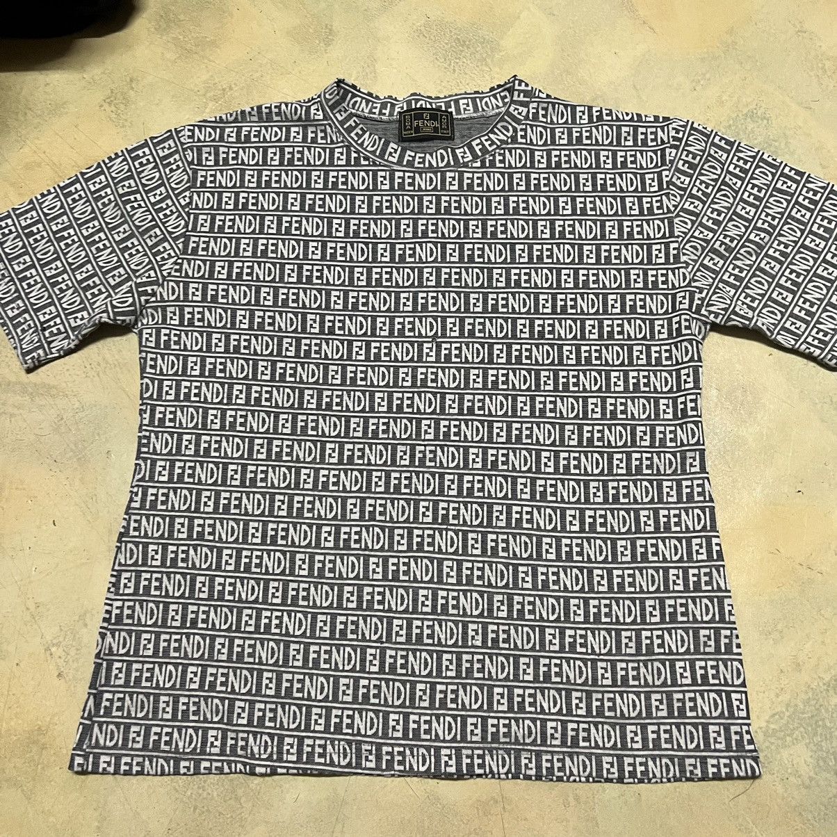 Fendi Fendi Monogram Full Print T Shirt Size S / US 4 / IT 40 - 3 Thumbnail