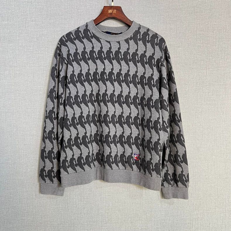 Louis Vuitton Louis Vuitton Grey Sweater 2504-Nextarrow Size US XS / EU 42 / 0 - 1 Thumbnail