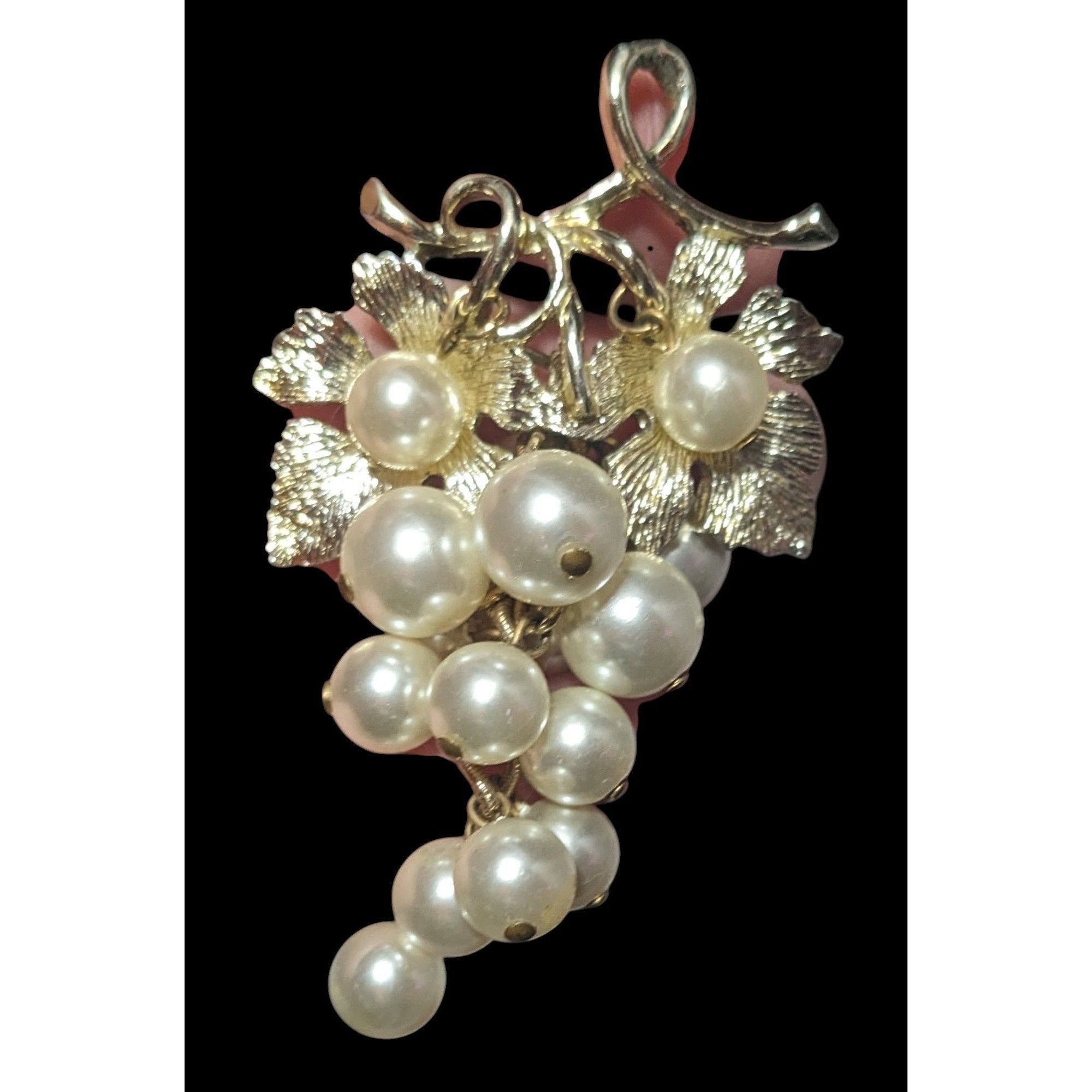 Other Vintage Glam Grape Bunch Faux Pearl Light Gold Tone Brooch Size ONE SIZE - 3 Thumbnail