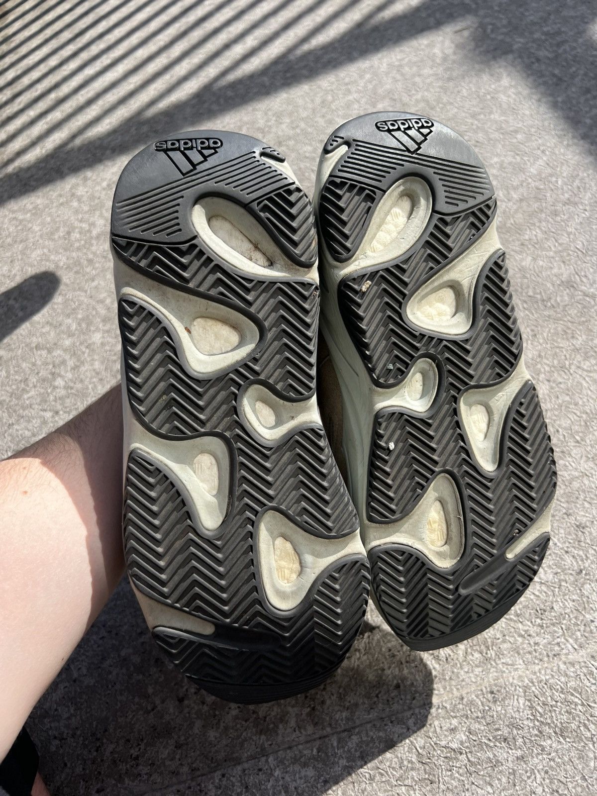 Yeezy Adidas YEEZY 700 Salt Size US 12 / EU 45 - 3 Thumbnail