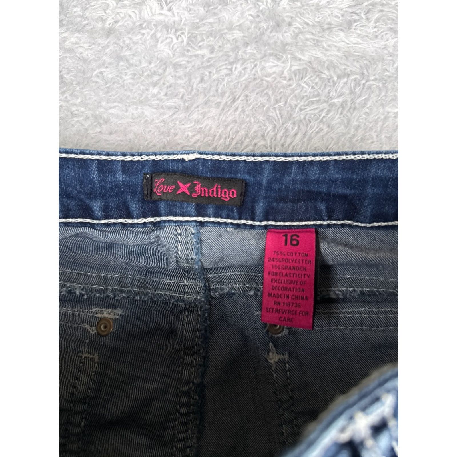 Denime VINTAGE Love Indigo Blue Denim Bootcut Jeans Juniors 16 Low Rise Embroidered Sequin Cotton Blend Girls Size 38" / US 16 / IT 52 - 6 Thumbnail
