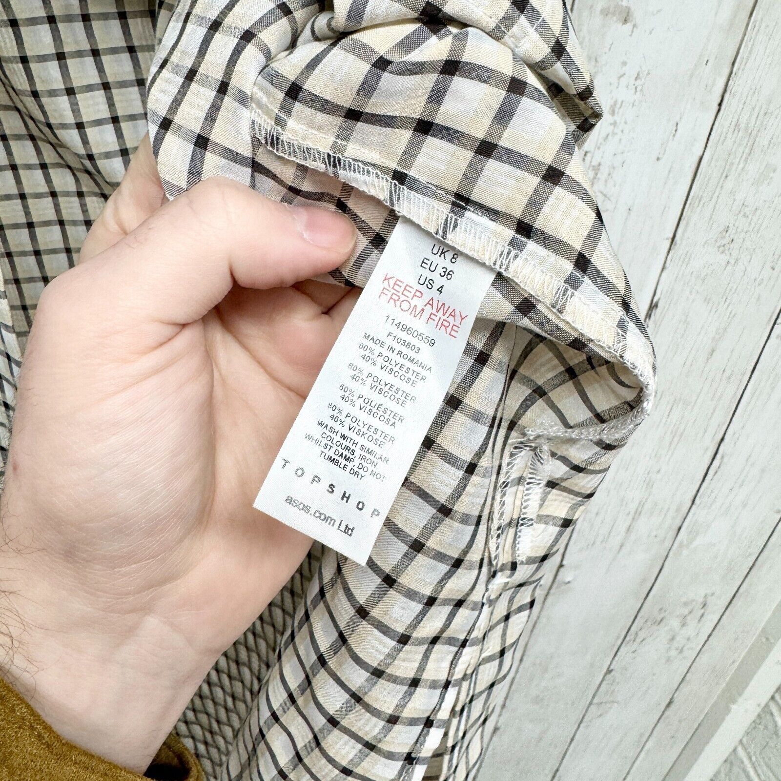 Topshop Topshop Top Size 4 Button Down Short Sleeve Pocket Plaid Size S / US 4 / IT 40 - 3 Thumbnail
