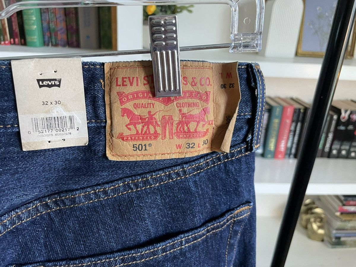 Levi's × Vintage Levi’s 501 original navy wash Size US 32 / EU 48 - 3 Thumbnail