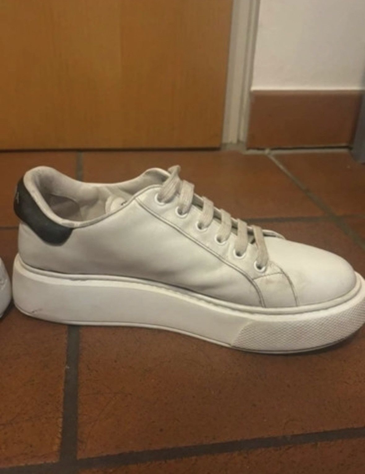 Prada Prada Sneaker Size US 8.5 / IT 38.5 - 6 Thumbnail