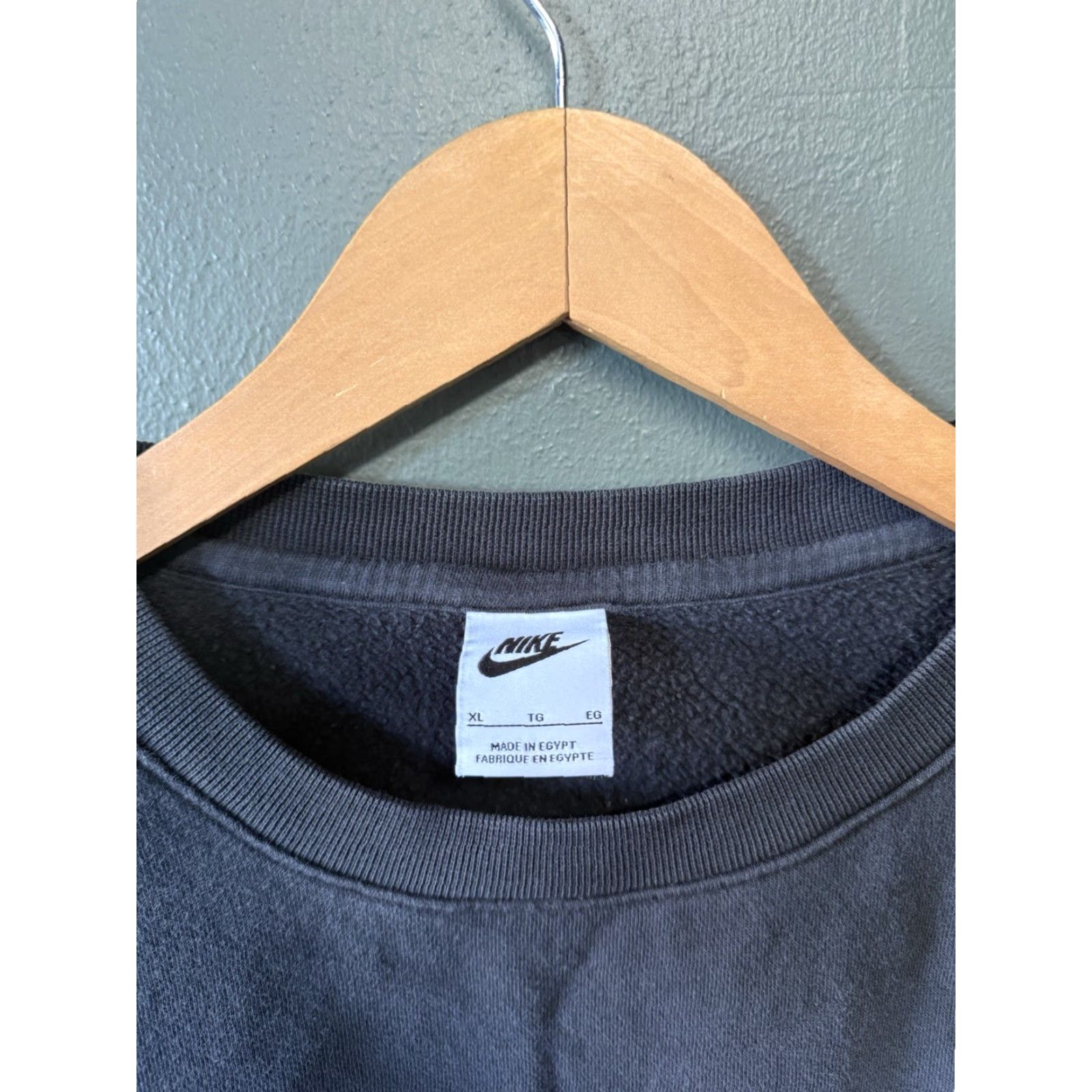 Nike Nike Balanced Diet Sweatshirt Pullover Mens XL Black Fruits/Food Pyramid Size US XL / EU 56 / 4 - 3 Thumbnail