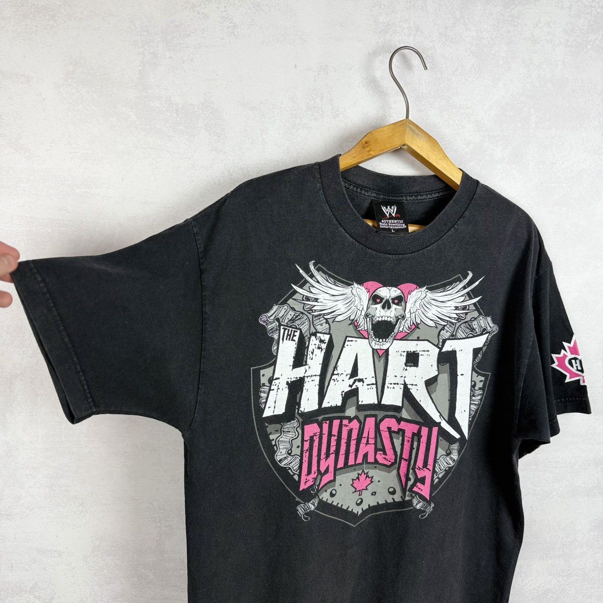 Vintage × WWE × WWF Vintage 2008 Hart Dynasty Bret Hart WWE T-Shirt Size L Size US L / EU 52-54 / 3 - 13 Thumbnail