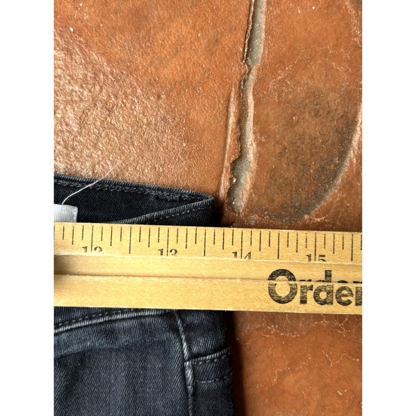 Frame FRAME Le High Skinny Raw Hem Jeans Women's 28 Black Wash Medium? Regular? Size 28 Black FRAME Le High Skinny Jeans Womens 28 Black Wash Size 28" / US 6 / IT 42 - 6 Thumbnail