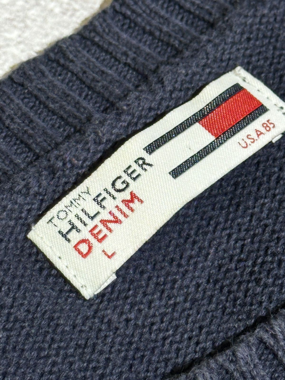 Tommy Hilfiger Tommy Hilfiger Denim Sweater Knitwear Vintage USA Size US L / EU 52-54 / 3 - 5 Thumbnail