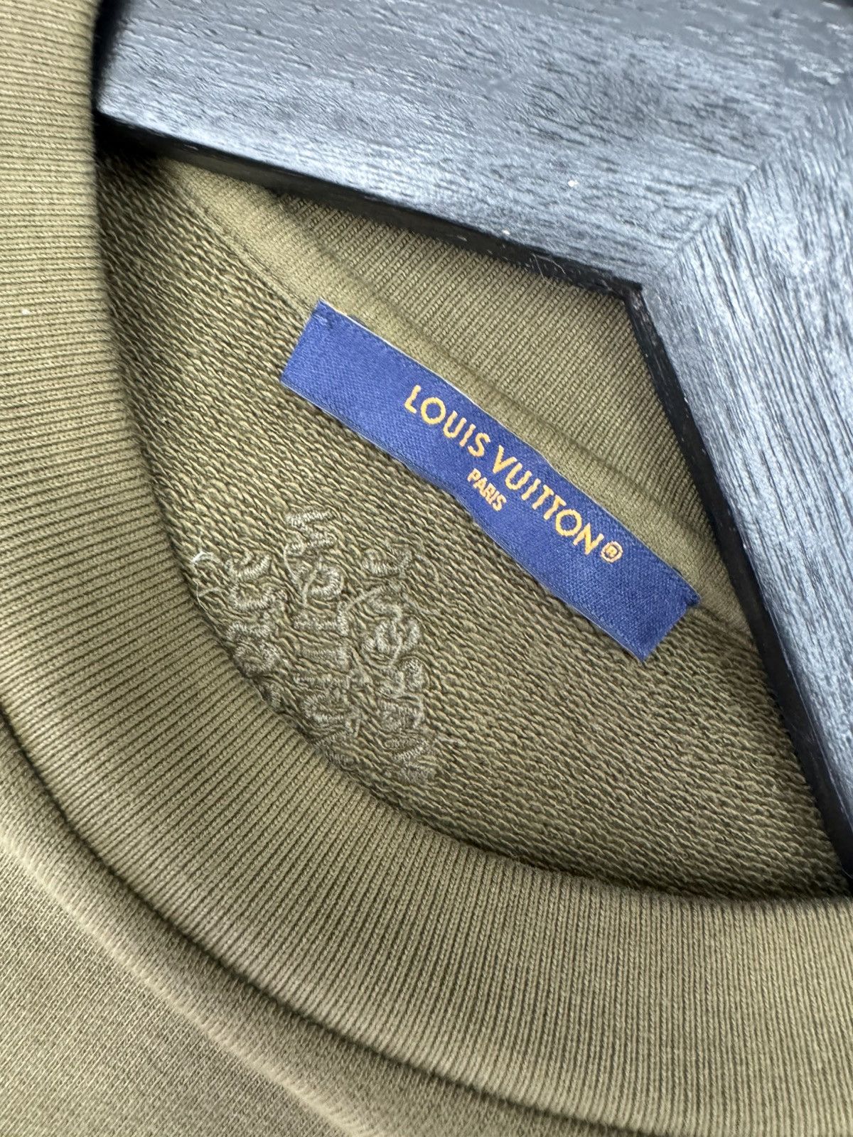 Louis Vuitton Louis Vuitton Lovers crewneck Size US XL / EU 56 / 4 - 3 Thumbnail