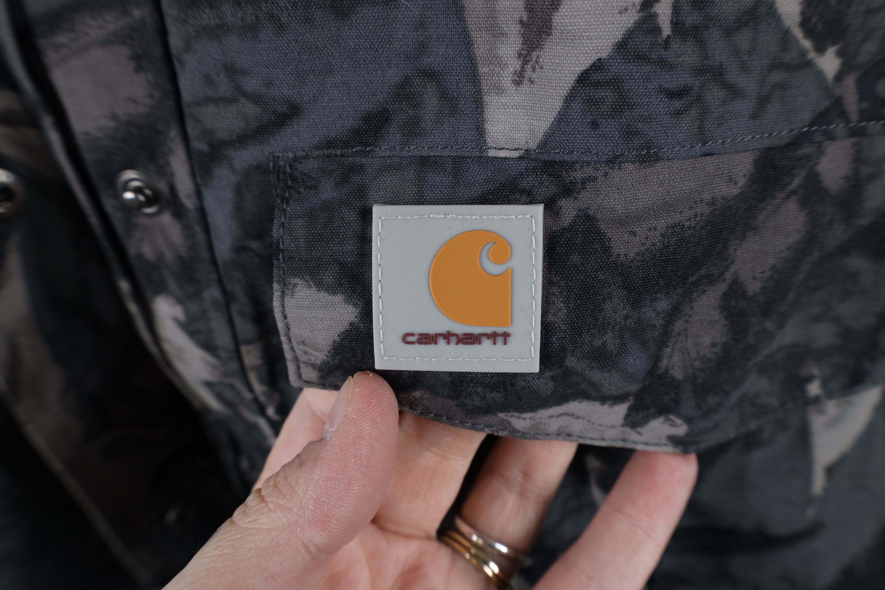 Carhartt × Vintage Vintage Carhartt Camouflage Storm Defender Full Zip Jacket Size S / US 4 / IT 40 - 4 Thumbnail