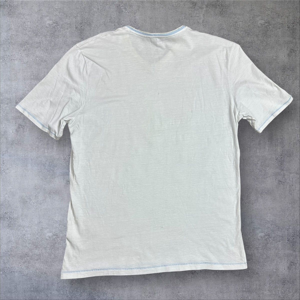 Vintage Vintage Yves Saint Lauren Big Logo V neck T shirt Tee Size US M / EU 48-50 / 2 - 2 Thumbnail