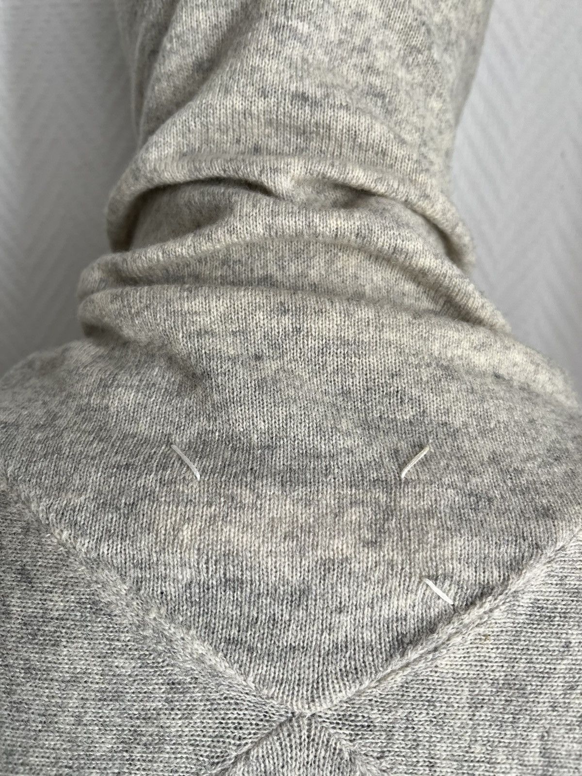 Maison Margiela AW2001 Oversized Neck Miss Deanna Knit Size S / US 4 / IT 40 - 4 Thumbnail