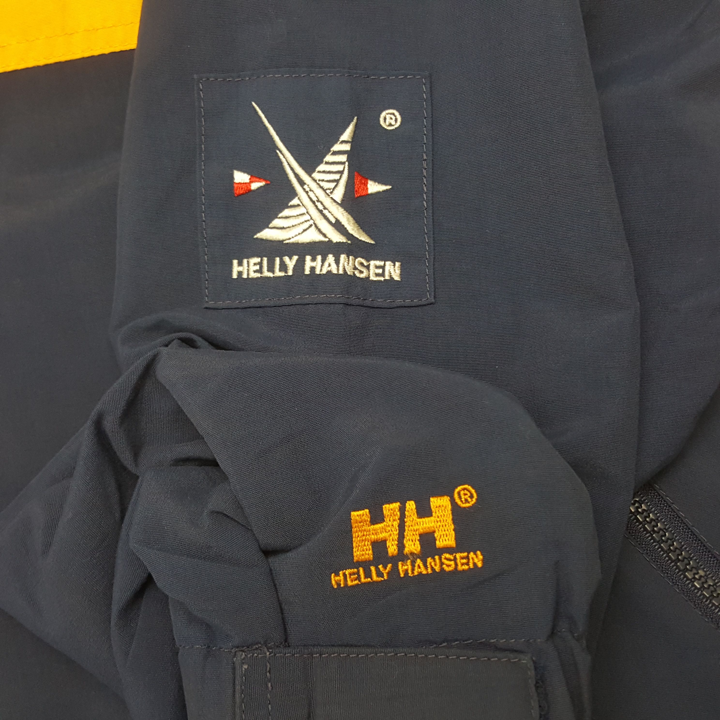 Helly Hansen × Vintage Vintage Helly Hansen Windbreaker Zipper Jacket Size US L / EU 52-54 / 3 - 7 Thumbnail