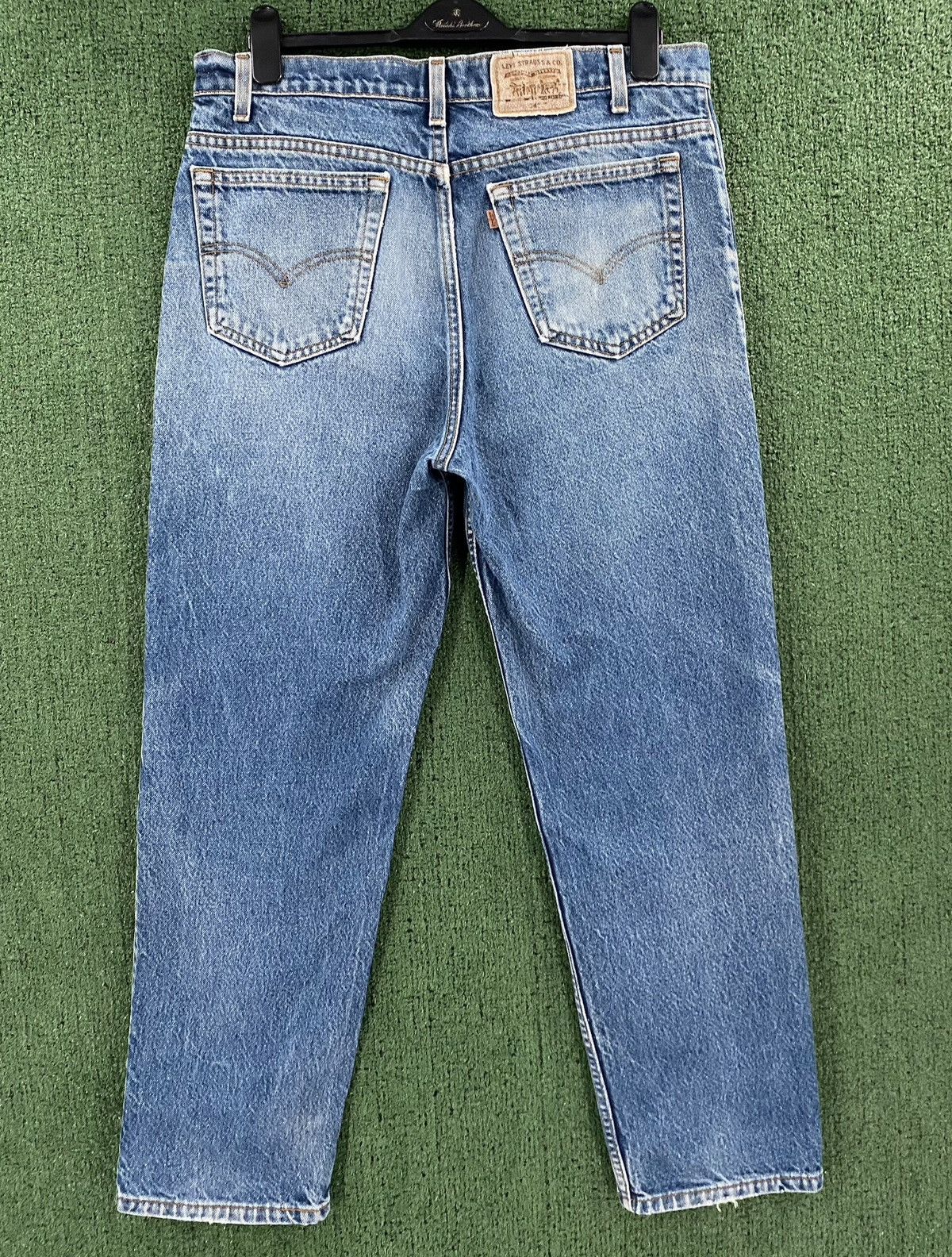 Levi's Vintage 90’s Levi’s 540 Relaxed Fit Brown Tab Jeans 35x28 Size US 35 - 4 Thumbnail