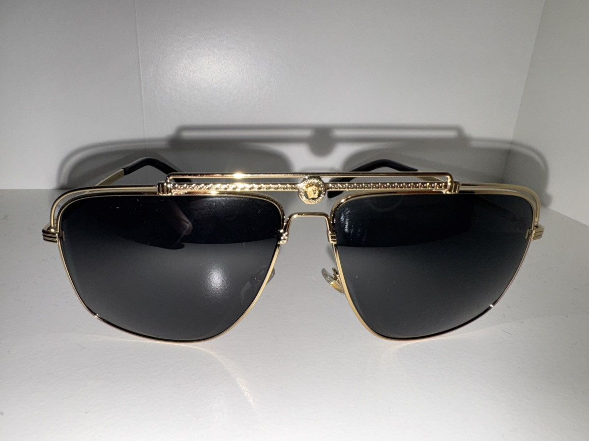 Versace Versace V2242 Sunglasses Size ONE SIZE - 6 Thumbnail