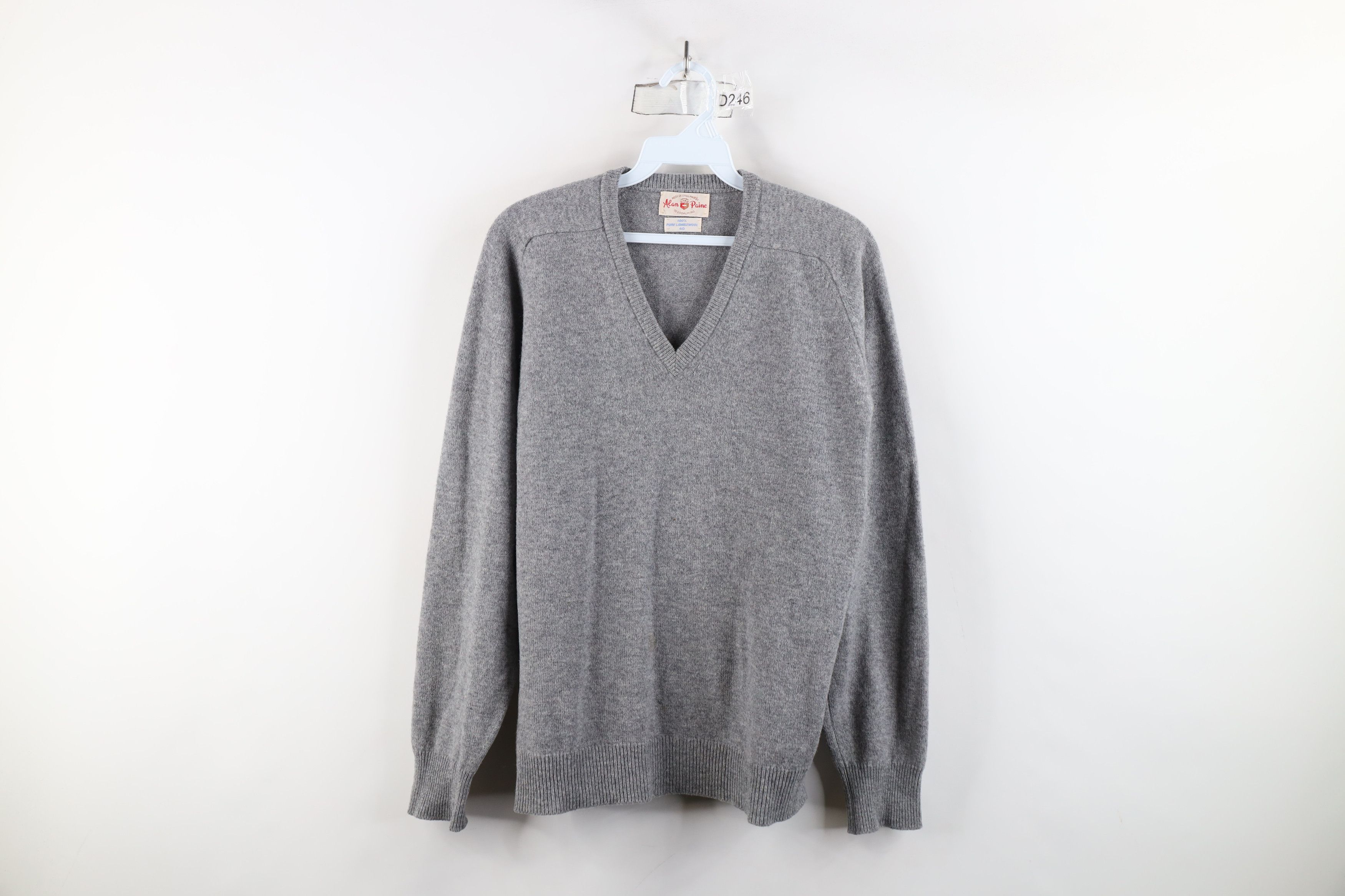 Vintage Vintage 60s Streetwear Lambswool Knit V-Neck Sweater Gray Size US XXL / EU 58 / 5 - 1 Thumbnail