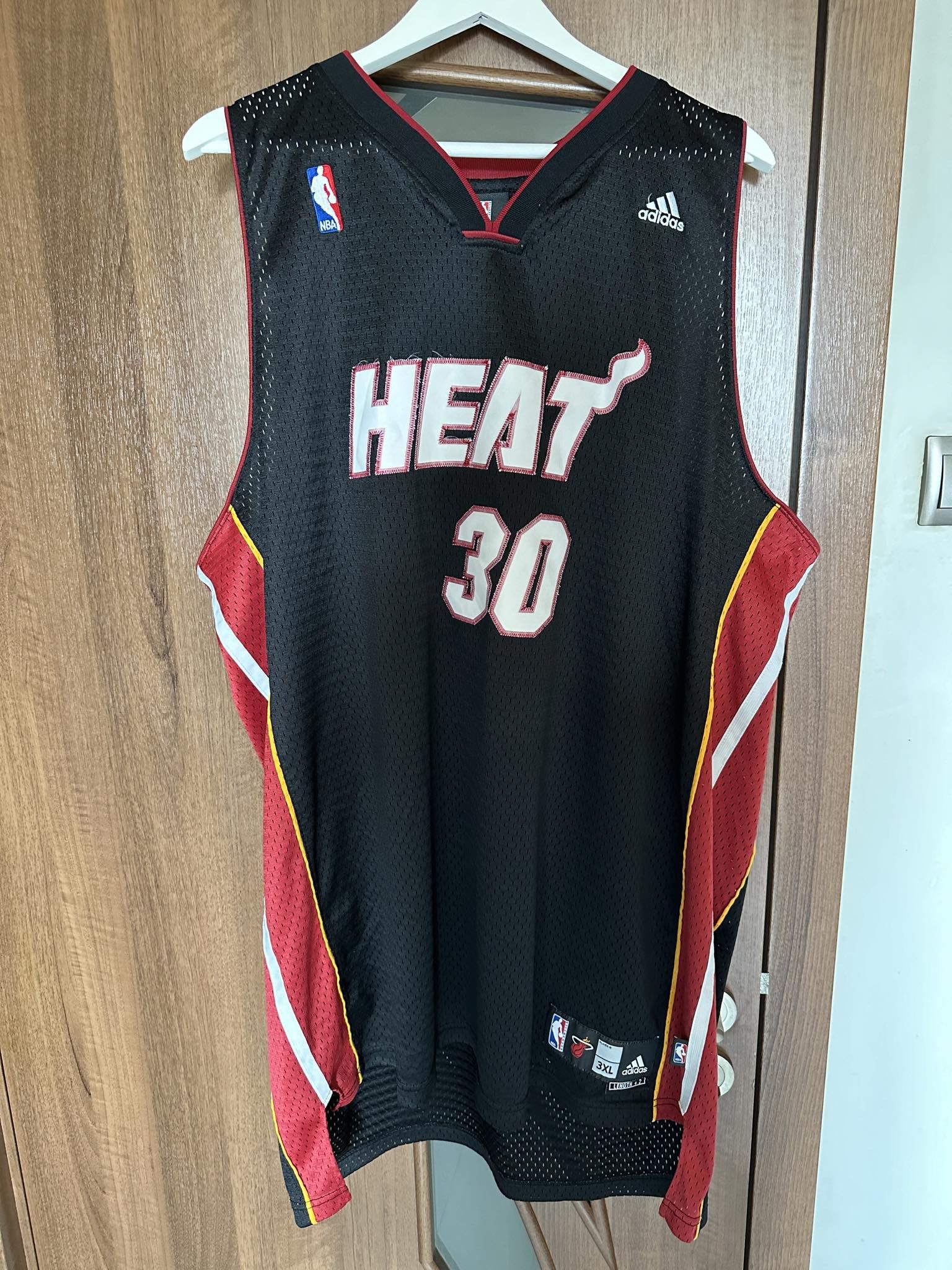 Adidas Adidas Miami Heat NBA Michael Beasley Basketball Jersey Size US XXL / EU 58 / 5 - 1 Thumbnail