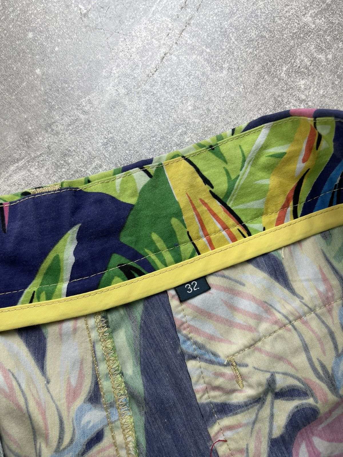 Polo Ralph Lauren × Vintage Polo Ralph Lauren Hawaiian Floral Shorts Talon Zip Size US 32 / EU 48 - 11 Thumbnail