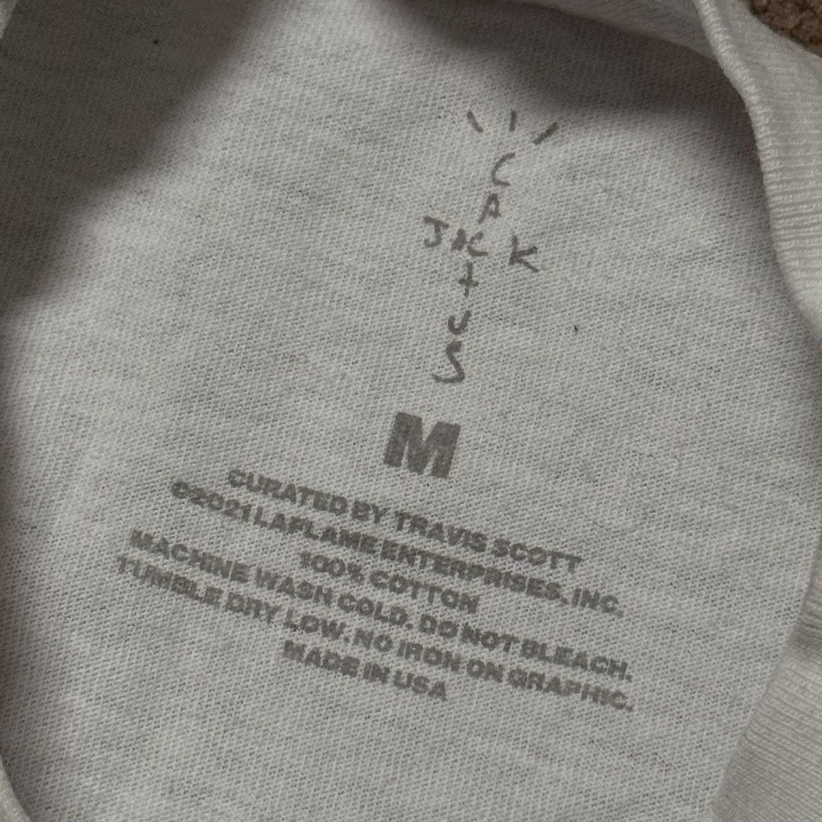 Travis Scott Travis Scott ID Magazine Utopia Collab Graphic Tee Size US M / EU 48-50 / 2 - 3 Thumbnail