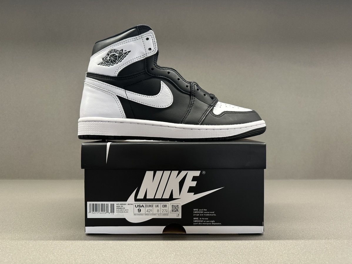 Jordan Brand Jordan 1 Retro High OG Black White Size US 9 / EU 42 - 4 Thumbnail