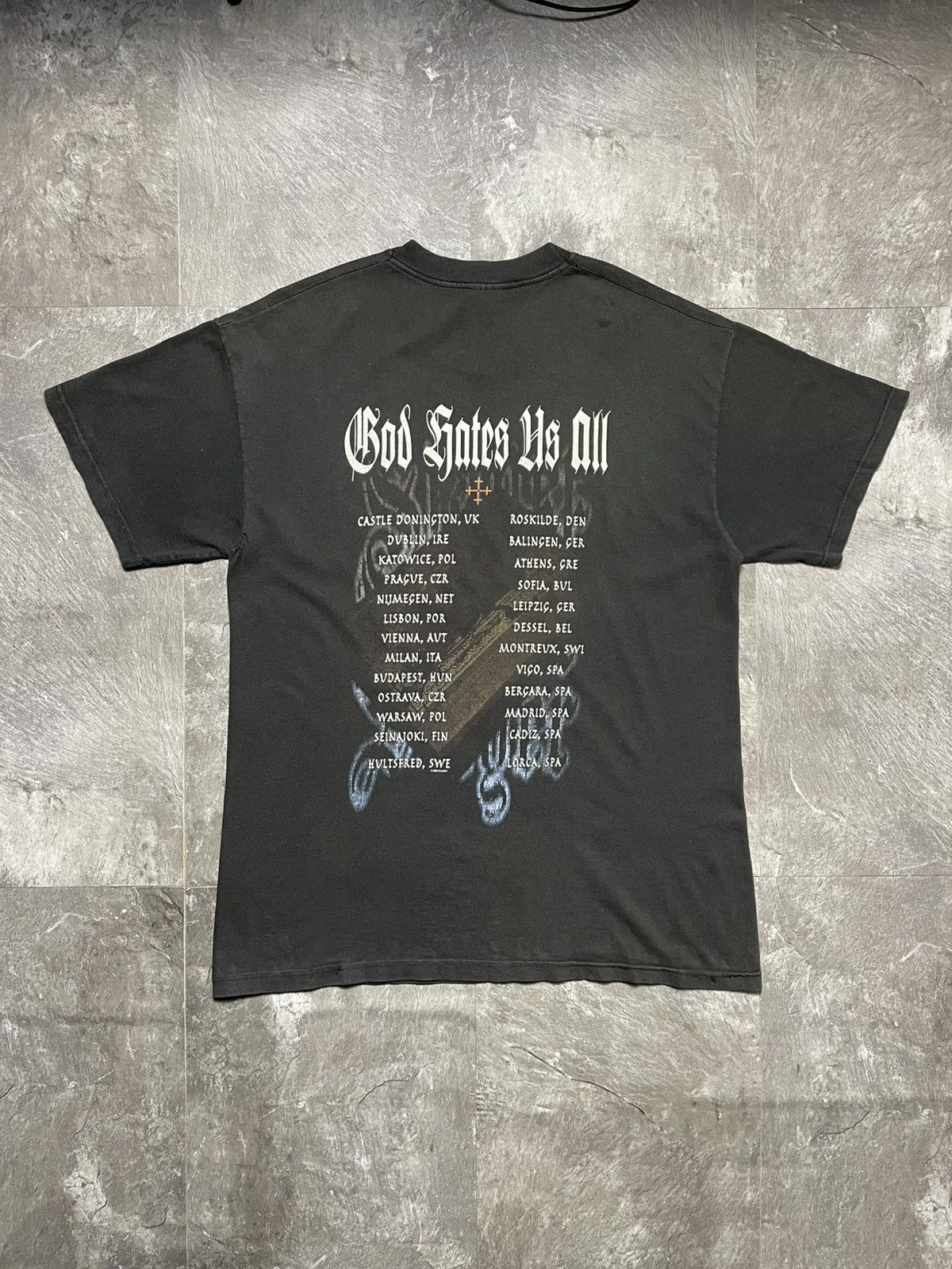 Band Tees Slayer 2002 Darkness Of Chist God Hates Us All Vintage Y2K Size US XL / EU 56 / 4 - 4 Thumbnail