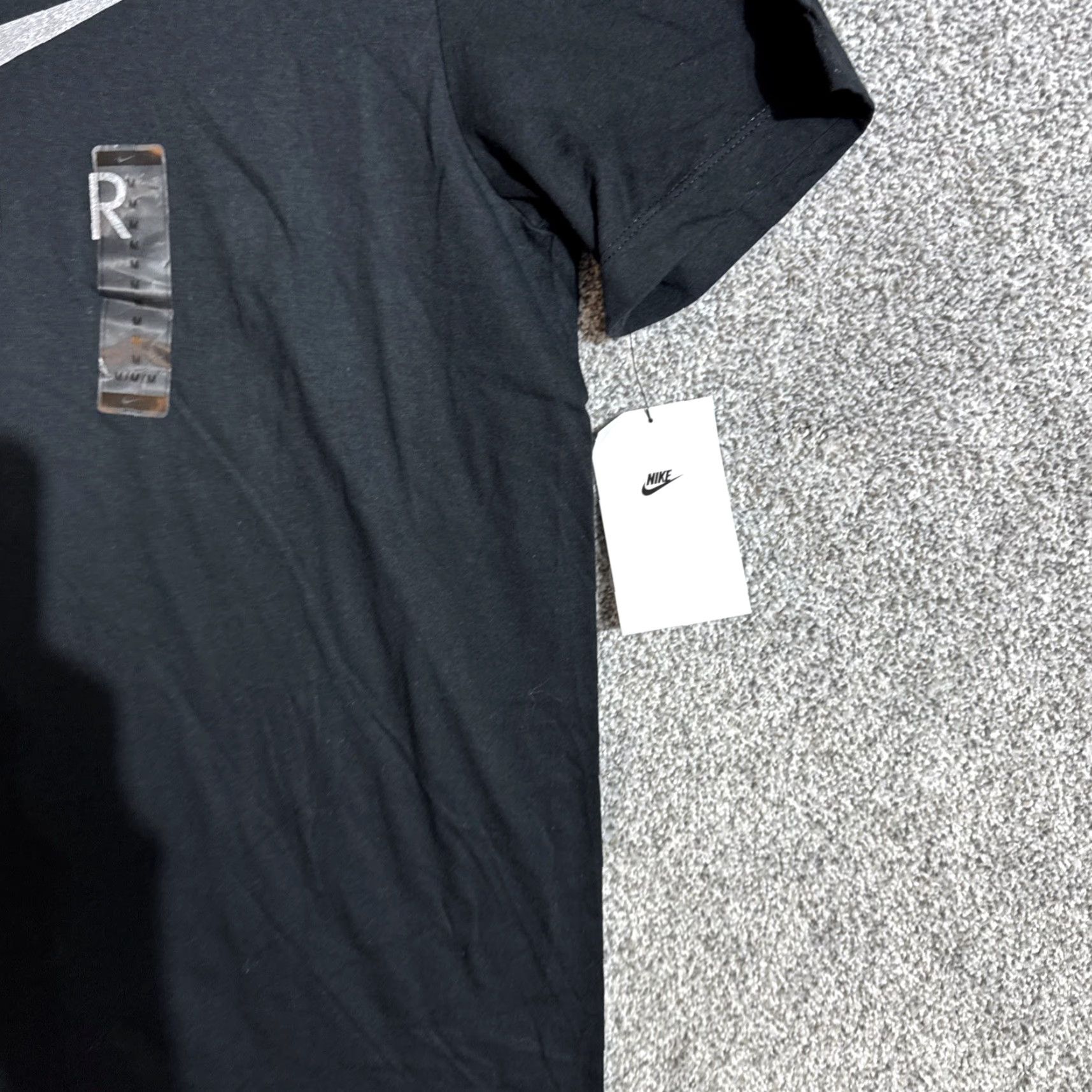 Nike Nike Air Tee Shirt Men Medium Streetwear Athletic Big Swoosh Graphic Skater Hype Size US M / EU 48-50 / 2 - 2 Thumbnail