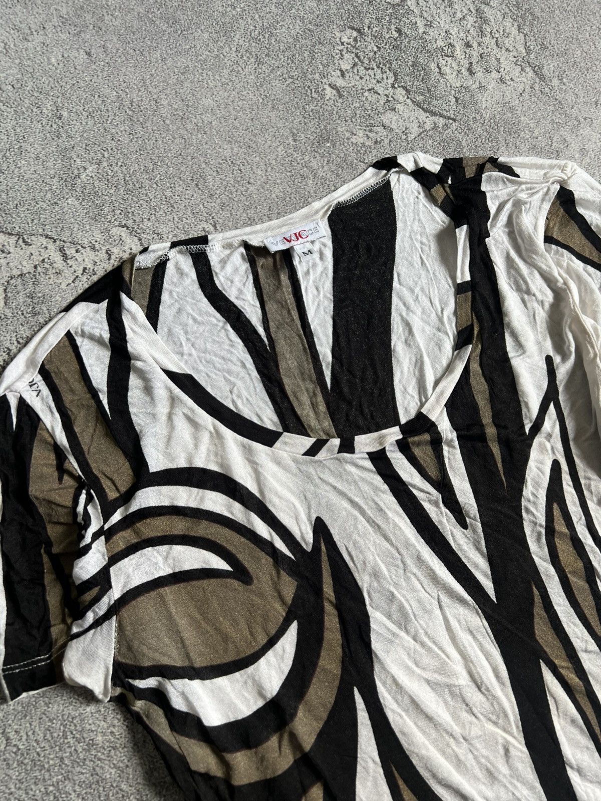 Versace Versace Jeans Couture Short Sleeve Top Stretch Blouse Shirt Size M / US 6-8 / IT 42-44 - 3 Thumbnail