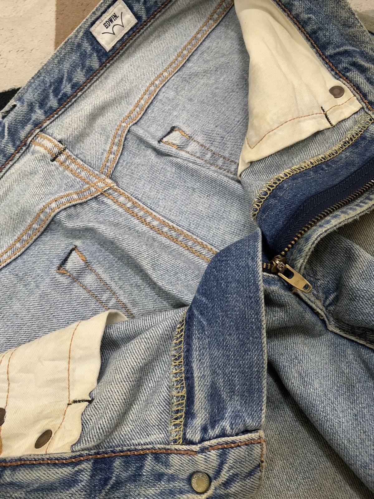 Edwin Vintage Y2K Edwin Dirt Mud Washed Loose Fit Distressed Jeans Size US 33 - 18 Thumbnail