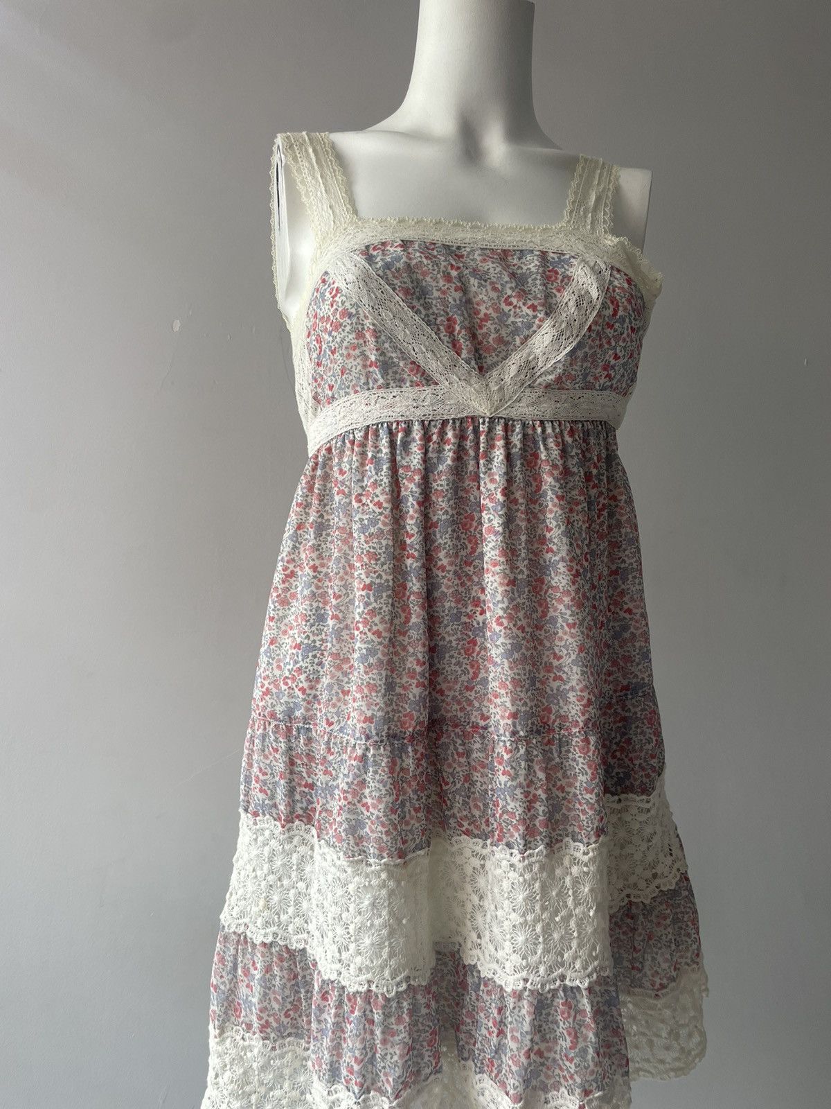 Vintage 00’s forever mew dress Size S / US 4 / IT 40 - 5 Thumbnail