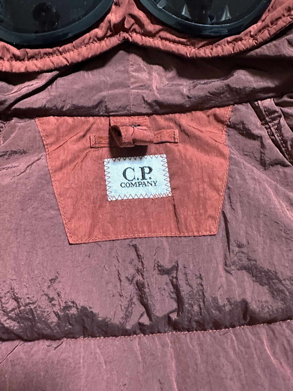 C.P. Company C.P. Company Hooded Down Goggle Jacket Cherry Red Size 46(S) Size US S / EU 44-46 / 1 - 11 Thumbnail