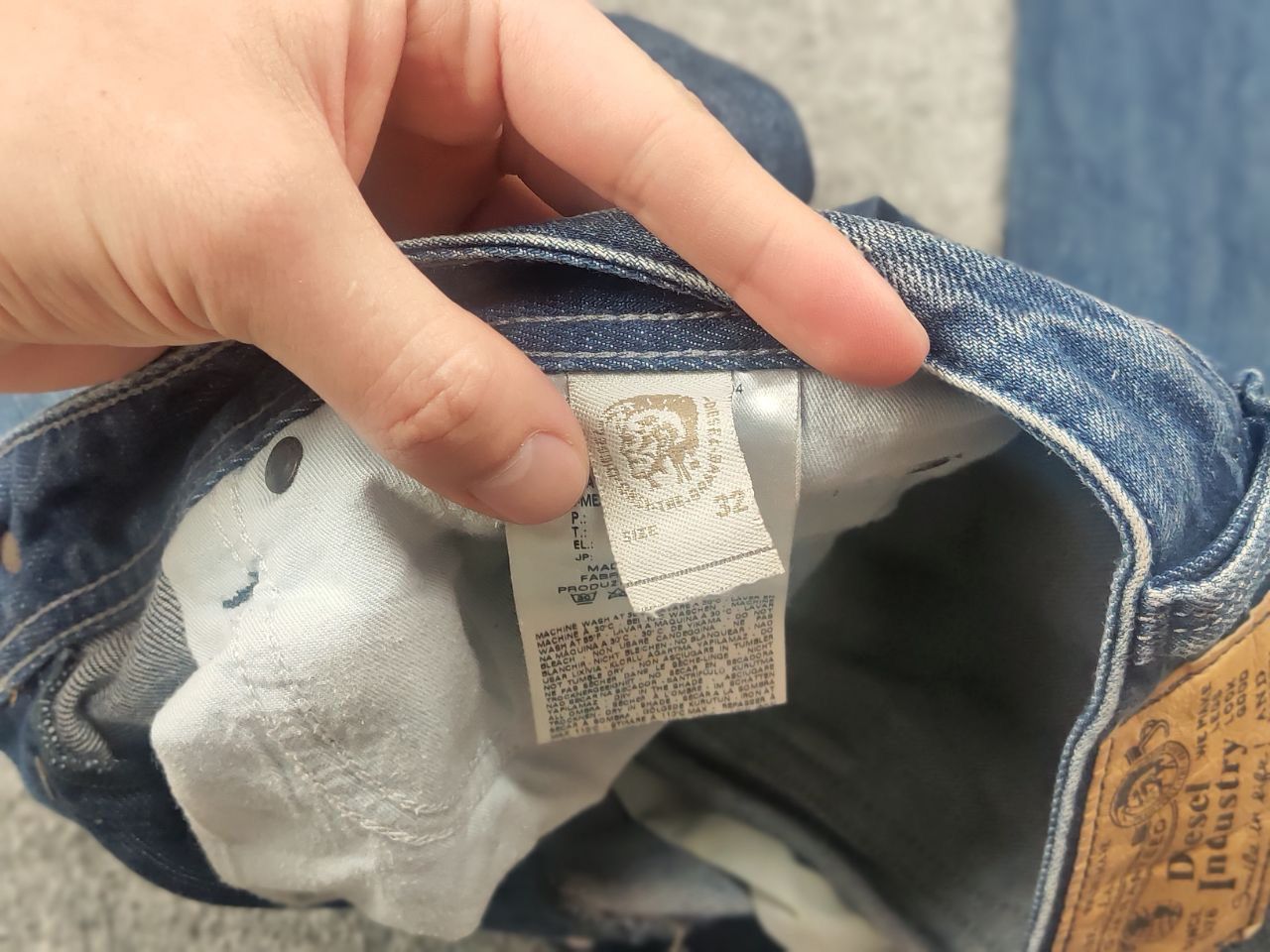 Diesel Vintage Diesel larkee Faded denim Y2k Straight cut jeans LGB Size US 32 / EU 48 - 15 Thumbnail