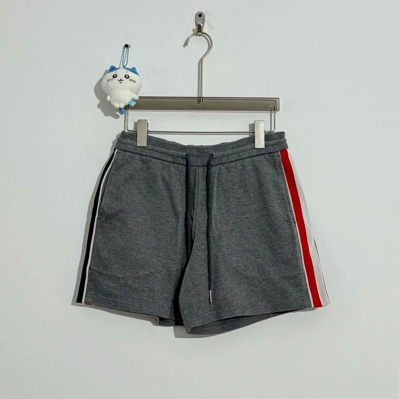 Thom Browne Size 0 Side striped shorts 2503-Nextarrow