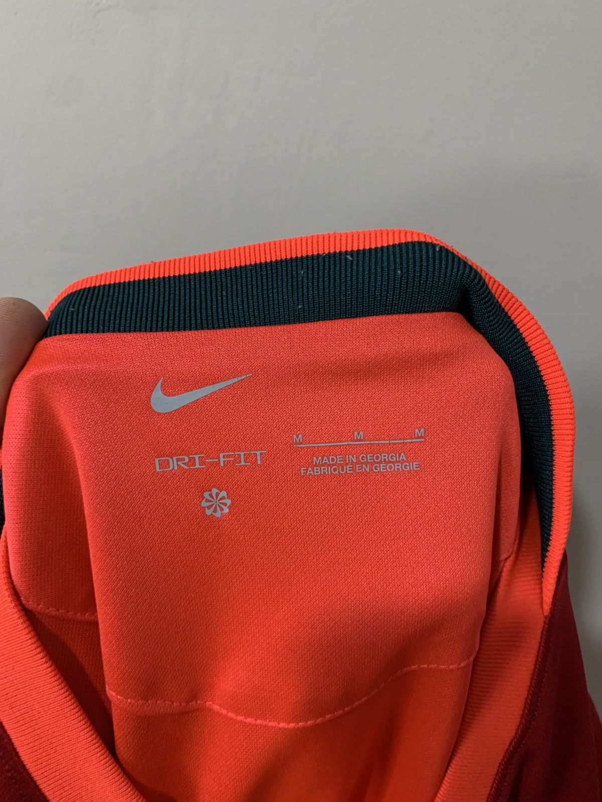 Nike Liverpool 21/22 Home Football Shirt Nike Soccer Jersey Sz M Size US M / EU 48-50 / 2 - 9 Thumbnail