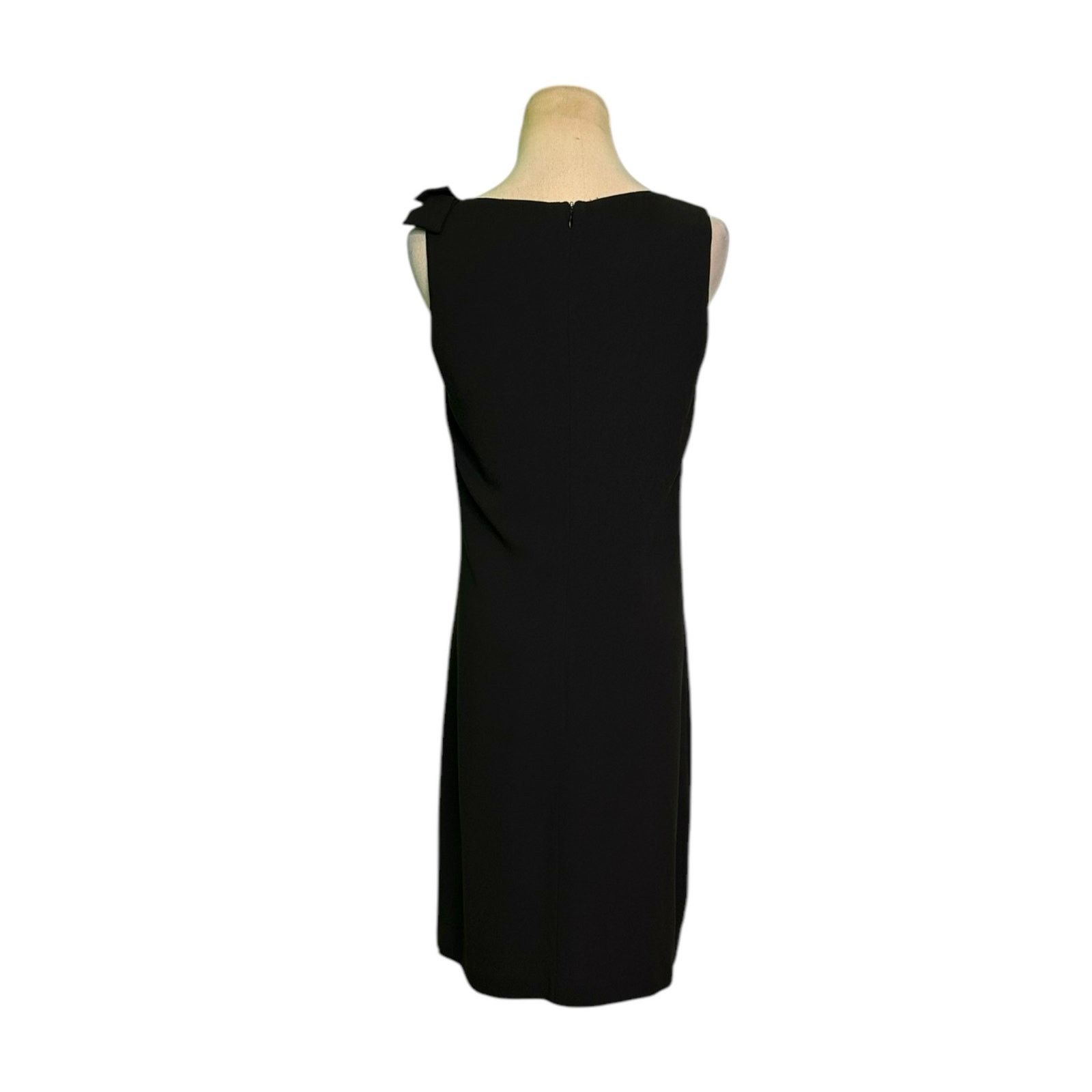 Trina Turk TRINA TURK black crepe shoulder bow sleeveless dress size 2 Size XS / US 0-2 / IT 36-38 - 2 Thumbnail