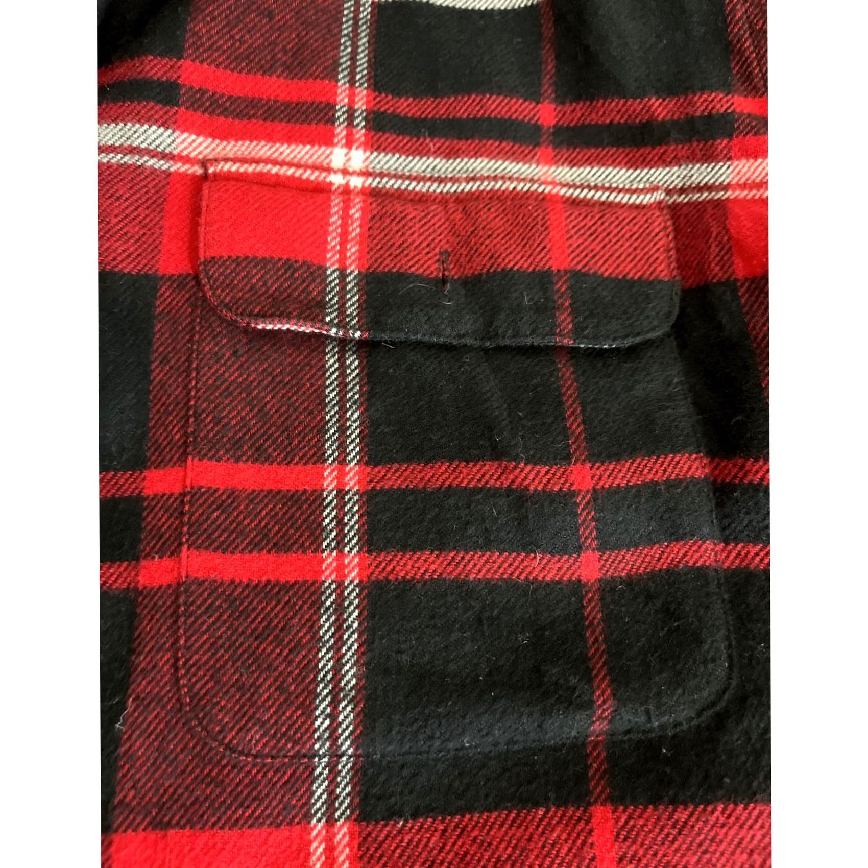Ralph Lauren Ralph Lauren Plaid Flannel Shirt Red Black Long Sleeve Collared Men Size L Size US L / EU 52-54 / 3 - 3 Thumbnail