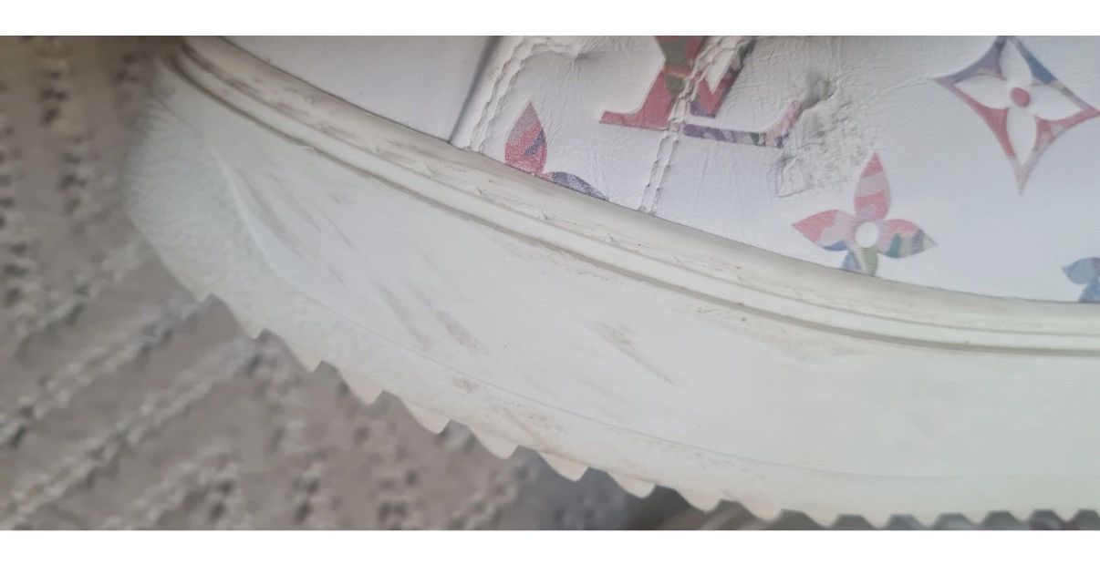 Louis Vuitton LV sneakers -authentication tag attached✅very good condition Size US 7 / IT 37 - 6 Thumbnail