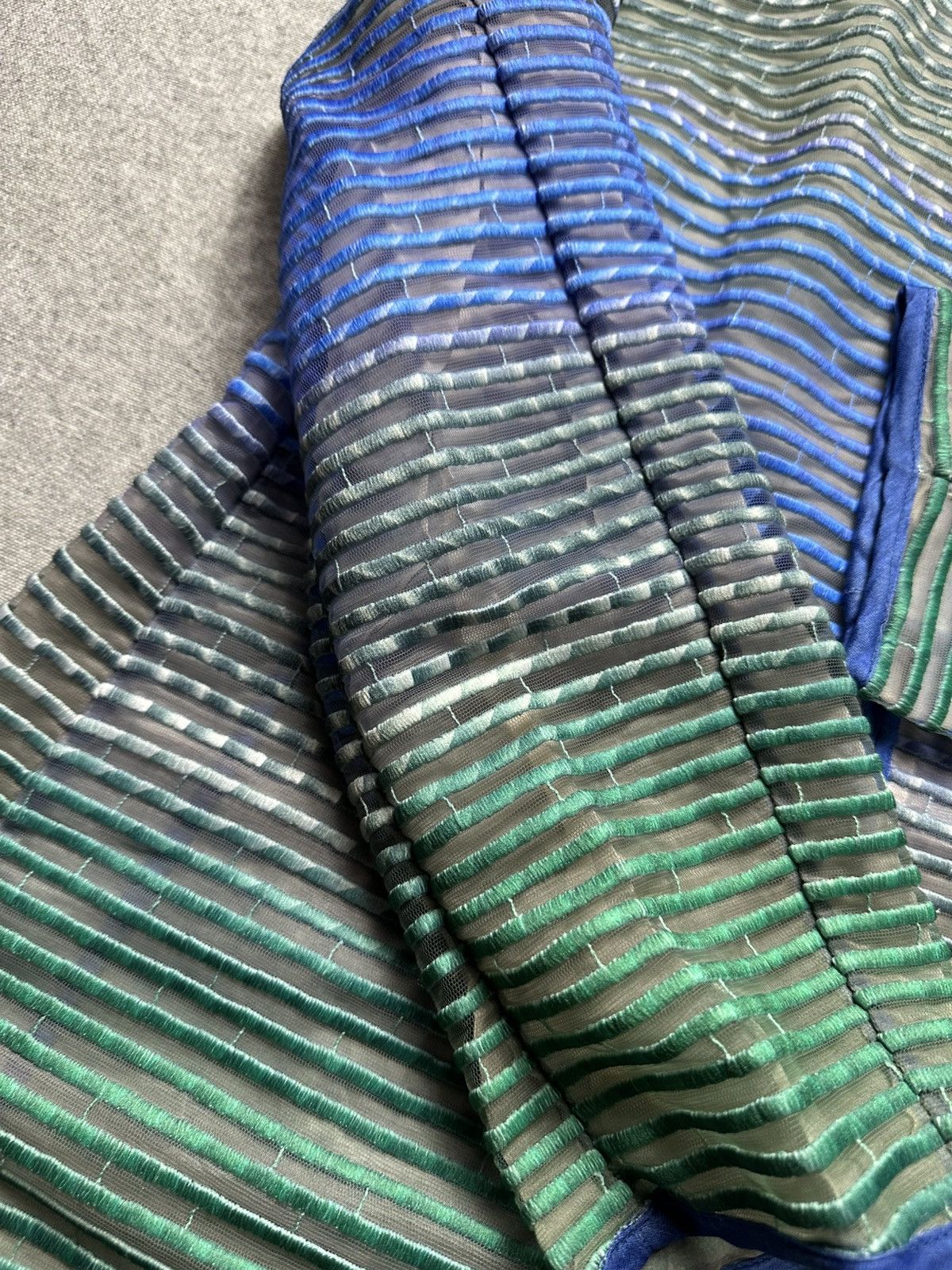 Giorgio Armani Giorgio Armani - Multi Color Zip Up Jacket Size M / US 6-8 / IT 42-44 - 12 Thumbnail