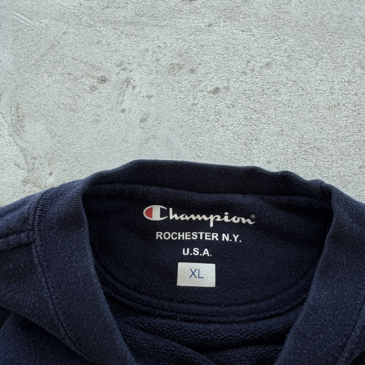 Champion Vintage 90s Champion Baggy Crewneck Sweatshirt Navy Blue Size US XL / EU 56 / 4 - 5 Thumbnail