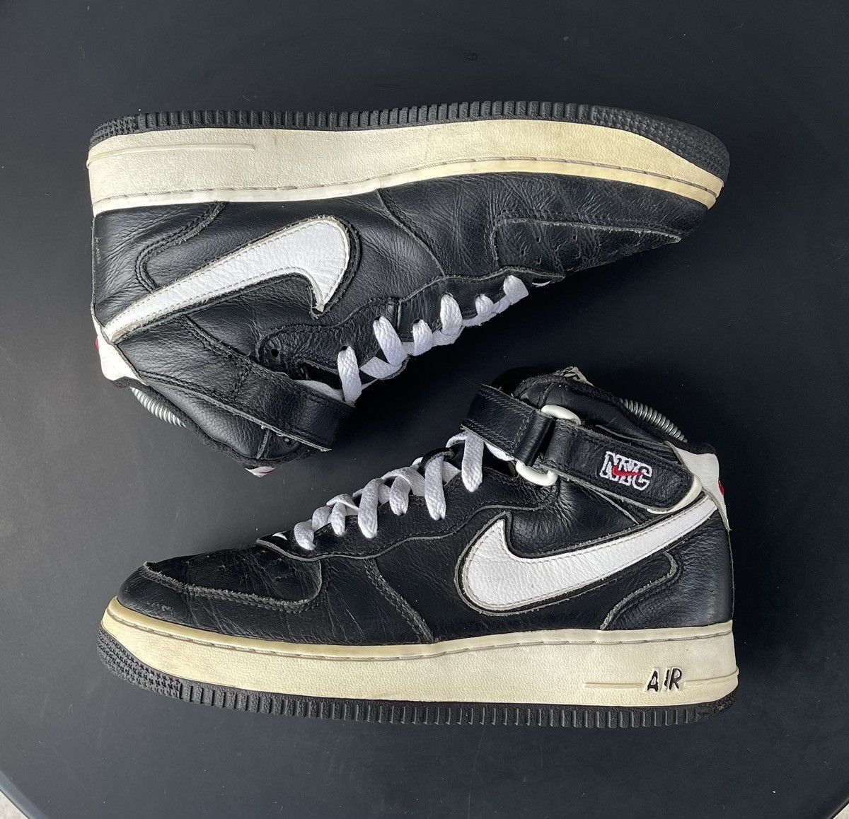 Vintage Vintage 2003 Nike Air Force 1 NYC New York Mid Shoes Leather Size US 7 / EU 40 - 7 Thumbnail