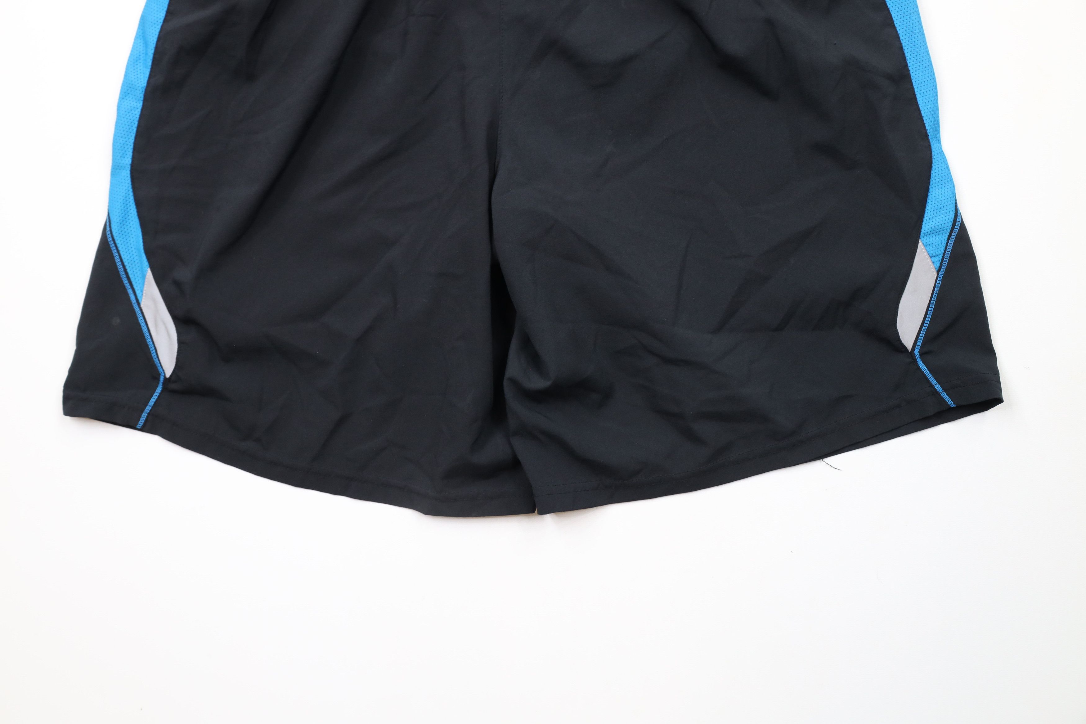 Asics × Vintage Vintage Asics Reflective Lined Gym Jogging Running Shorts Size US 34 / EU 50 - 12 Thumbnail