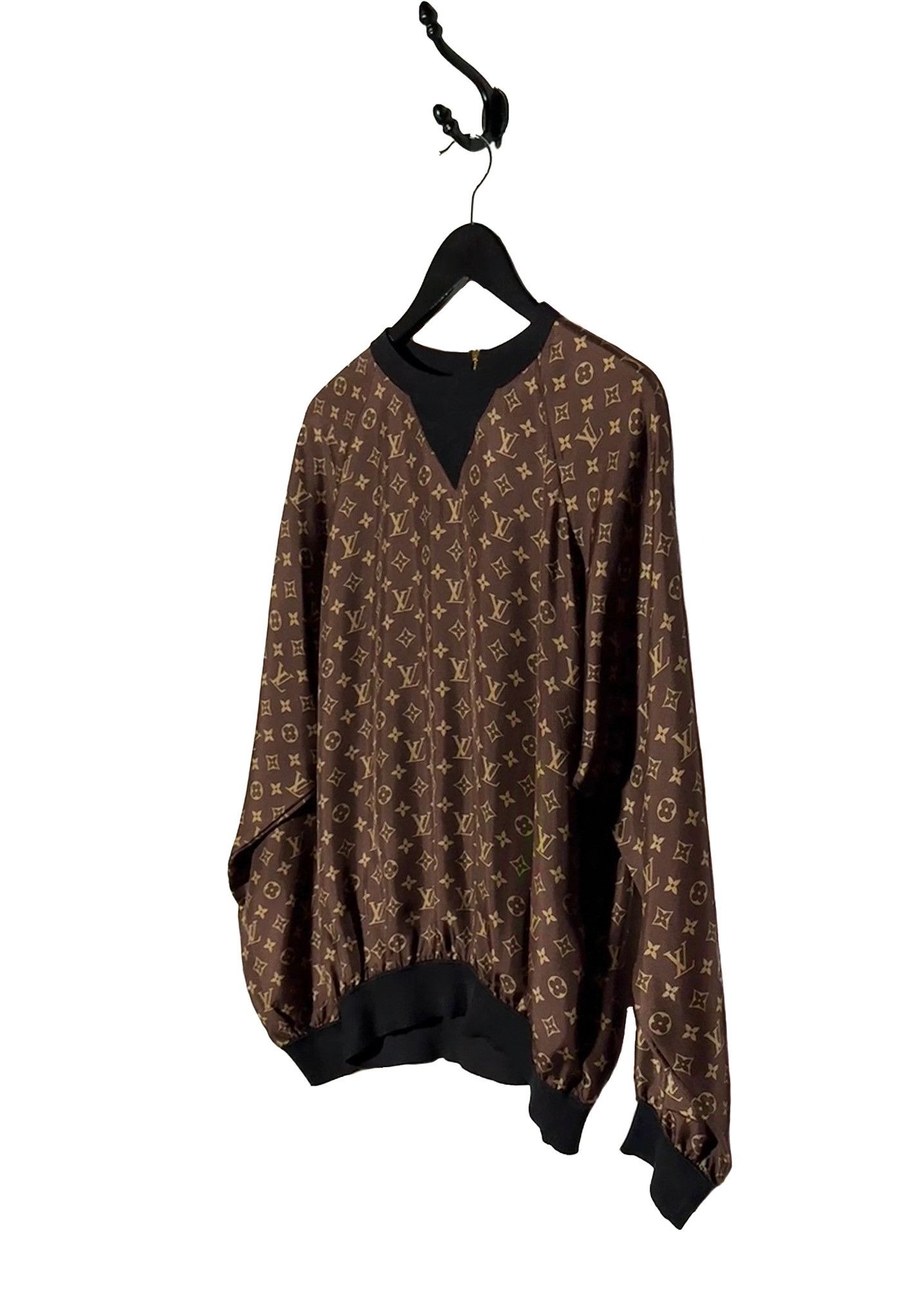 Louis Vuitton Louis Vuitton 2021 Brown Monogram Silk Sporty Sweater Size M / US 6-8 / IT 42-44 - 2 Thumbnail
