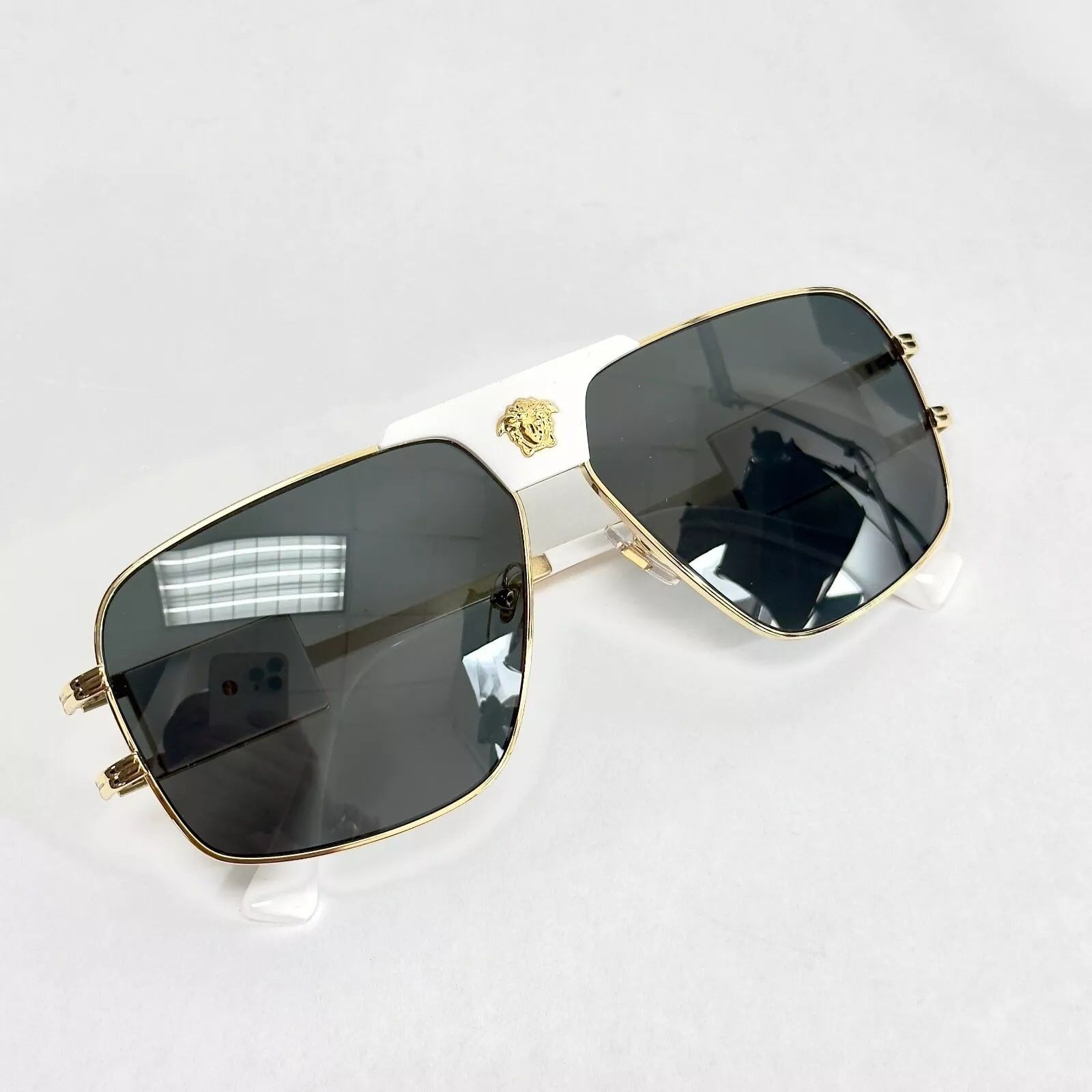 Versace VERSACE Medusa NAVIGATOR Gold Unisex Sunglasses VE2251 2251 Size ONE SIZE - 4 Thumbnail