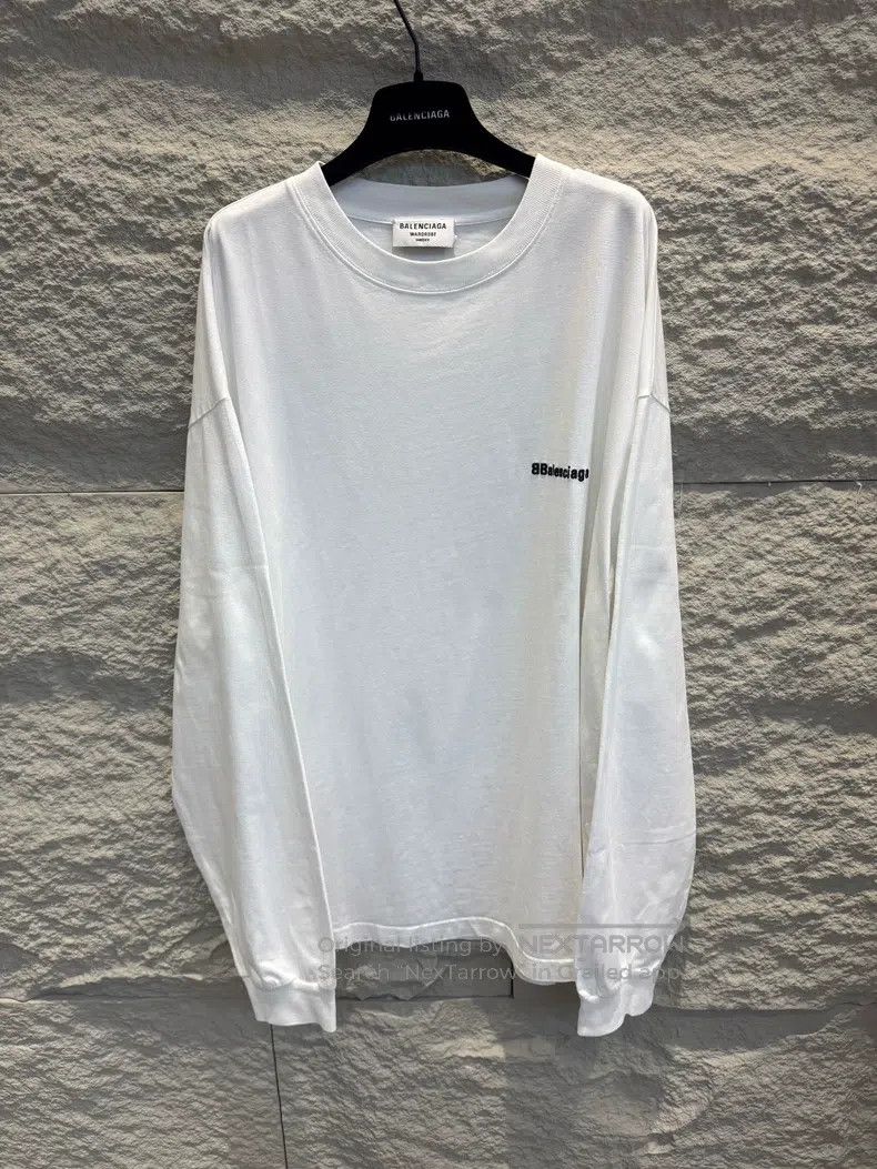 Balenciaga Balenciaga Loose Round Neck Letter Logo Micro-label Raglan Size US L / EU 52-54 / 3 - 1 Thumbnail