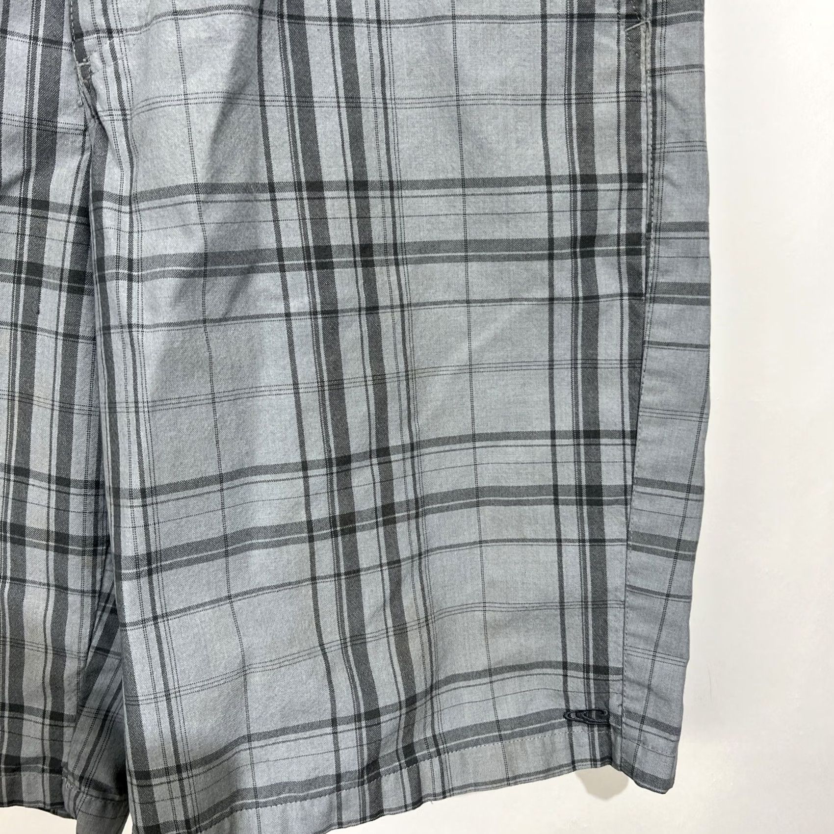 O'Neill O'Neill Mens First In Last Out Grey Black Plaid Shorts Sz 32 Casual Cargo Pockets Belt Loops Regular Rise 10-12 In Polyester/Viscose Summer Spring Men Size US 32 / EU 48 - 5 Thumbnail