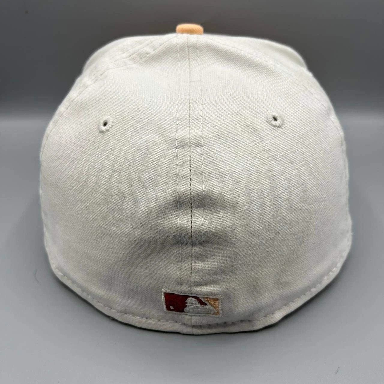 New Era Arizona Diamondbacks Hat Men 7 1/2 White Yellow MLB Fitted Size ONE SIZE - 9 Thumbnail